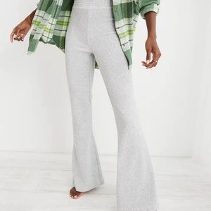 Aerie Groove-On Velour High Waisted Flare Pant